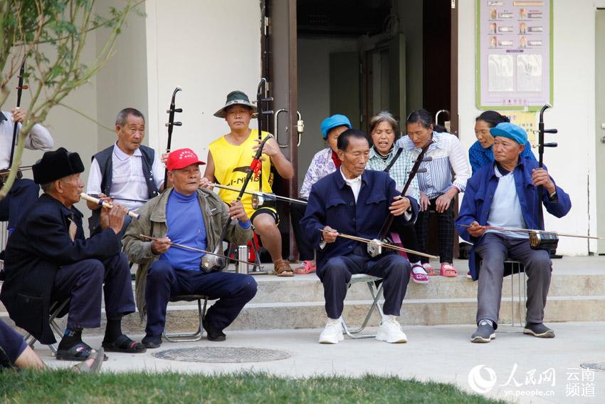 这个中心助搬迁户 圆安居梦 筑幸福家